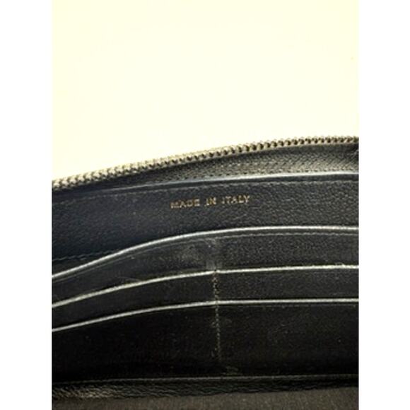 Chanel Bifold Long Wallet*Camellia Embossed in Gold*CC interlocking*Awesome - Picture 15 of 16